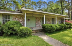 611 Marsha Drive, Mendenhall, MS 39114