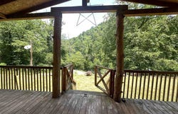 17 Ambrosia Lane, Iaeger, WV 24844