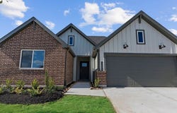 3909 Silver Falls Lane, League City, TX 77573