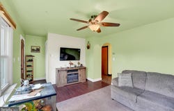 809 VAN REED ROAD, WYOMISSING, PA 19610