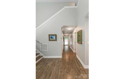 176 B Wash Creek Drive, Hendersonville, NC 28739
