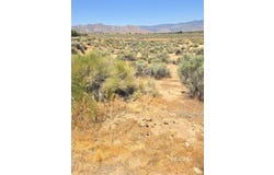 5575 Vista Grande, Weldon, CA 93283