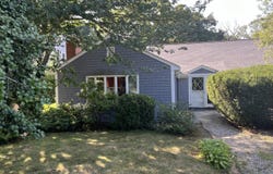89 Swift Avenue, Osterville, MA 02655