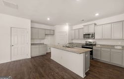 11889 Aukerman, Hampton, GA 30228