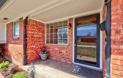 302 Tanglewood Drive, Yukon, OK 73099