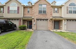 237 MERIWEATHER DRIVE, CHAMBERSBURG, PA 17201