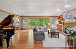 19435 Cottagewood Road, Deephaven, MN 55331