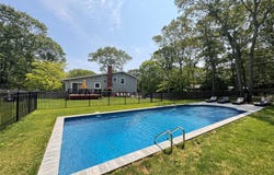 3 Debbie Trail, Hampton Bays, NY 11946