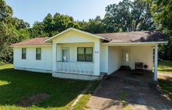 20 Skinner Lane, Batesville, AR 72553