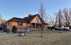 32 Hawk Ridge Rd, Petersburg, WV 26847