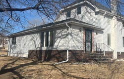 400 Cedar Street, Elgin, NE 68636