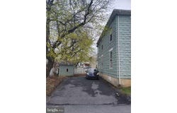 9 QUEEN STREET N, SHIPPENSBURG, PA 17257
