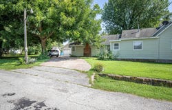 400 Broadway Street, Lamar, MO 64759