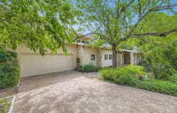 1901 Cresthaven DR, Austin, TX 78704