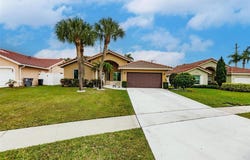 5095 Rosen Blvd, Boynton Beach, FL 33472