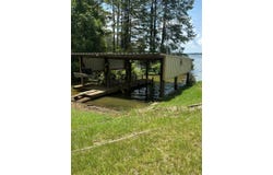 41 White Ln, Many, LA 71449
