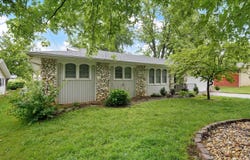 2445 S Ferguson Avenue, Springfield, MO 65807