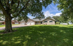4 S Fox Lake Drive E, Manyaska Twp, MN 56171
