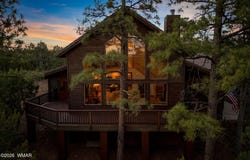 2774 Air Park Drive, Overgaard, AZ 85933