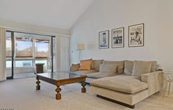 19 Sunrise Dr, Long Hill Twp., NJ 07933-1951