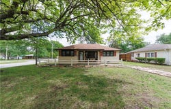 1320 N 5th, Neodesha, KS 66757