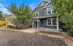 14825 NW HIGHCROFT Ct, Portland, OR 97229