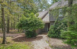 214 Snow Ridge Circle, Lake Harmony, PA 18624