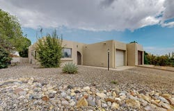 704 STALLION Road SE, Rio Rancho, NM 87124