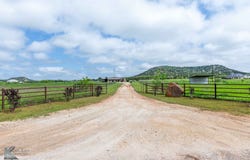 2574 County Road 162, Ovalo, TX 79541