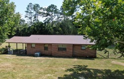 1737 S County Highway 183, DeFuniak Springs, FL 32435