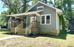 201 SW Elmwood AVE, Topeka, KS 66606