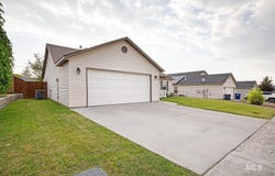 1552 Dana St, Twin Falls, ID 83301
