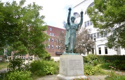 112 Franklin Street, Bangor, ME 04401