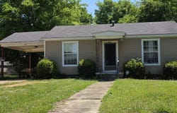 920 Chickasaw (property bundle), Tupelo, MS 38801