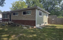 2870 Frembes Road, Waterford, MI 48329