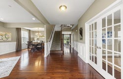 1n586 Eastern Avenue, Glen Ellyn, IL 60137