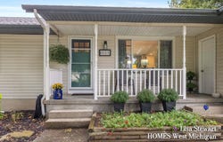 11025 56th Avenue, Allendale, MI 49401