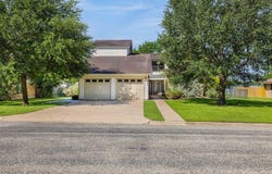 640 South College Street, La Grange, TX 78945