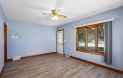 71 S Ella St., Riverside, IA 52327