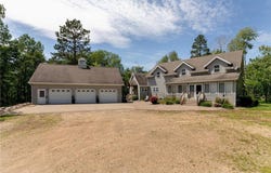 5393 Bachelor Road NW, Hackensack, MN 56452