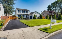 24 BREARLY DRIVE, SICKLERVILLE, NJ 08081
