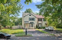 645 WHITTIER DR, WARMINSTER, PA 18974