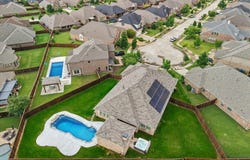 9800 Pikes Peak Place, Oak Point, TX 75068