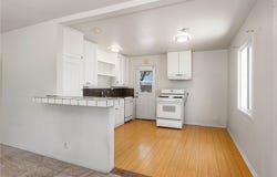 2215 N Brighton Street, Burbank, CA 91504