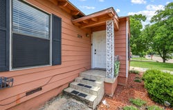 204 E Avenue D, Garland, TX 75040