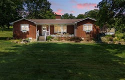 142 Sober Rd, Gilpin Twp, PA 15656