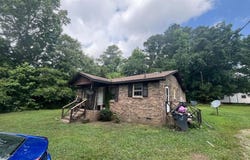 115 Henry Street, Batesburg, SC 29006