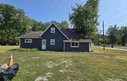 13618 W Steele Street, Linton, IN 47441