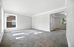 23221 Roanoke, Oak Park, MI 48237