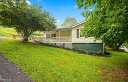 1301 Sorrenta Road, Big Stone Gap, VA 24219